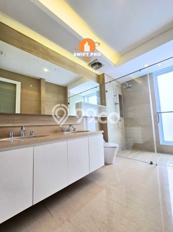 For Sale! Luxury House LT 371m2 Desain Elegan di Kemang For Sale! Luxury House LT 371m2 Desain Elegan di Kemang