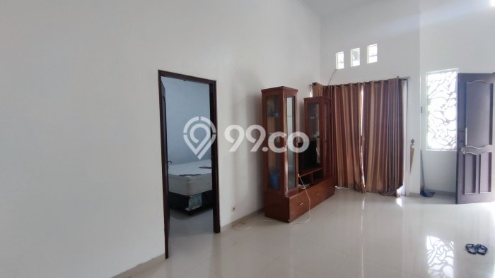 Rumah di BSB City, 2 KT, Lingkungan Nyaman Rumah di BSB City, 2 KT, Lingkungan Nyaman