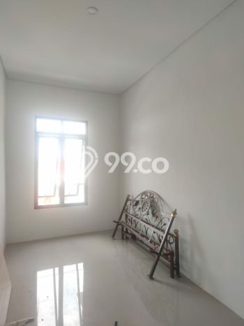 FEATURED! Rumah Nyaman area , Luas 140m2m² Bangunan 140m2m² FEATURED! Rumah Nyaman area , Luas 140m2m² Bangunan 140m2m²