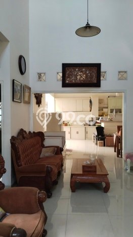 Ready to Use! Premium House LT 307m2 Desain Elegan di BSB City Ready to Use! Premium House LT 307m2 Desain Elegan di BSB City