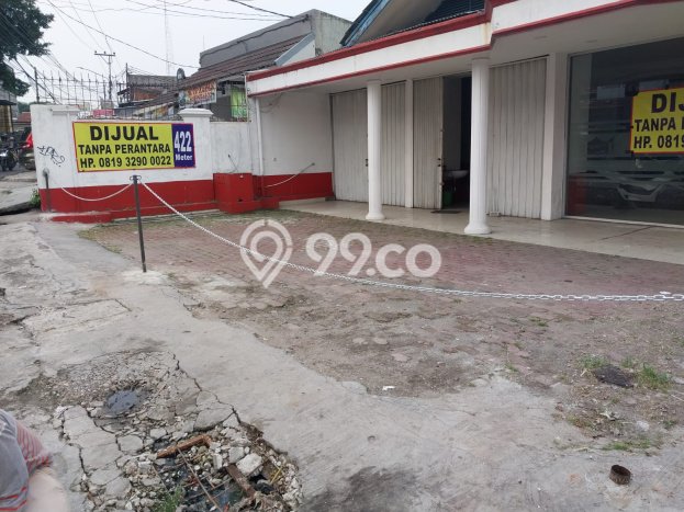 Unit Komersial Dijual di Ciledug Tangerang Luas Bangunan 300m2 Unit Komersial Dijual di Ciledug Tangerang Luas Bangunan 300m2