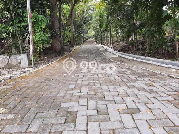 Lahan Kosong Dijual di Surakarta dengan Area 79m2 Lahan Kosong Dijual di Surakarta dengan Area 79m2