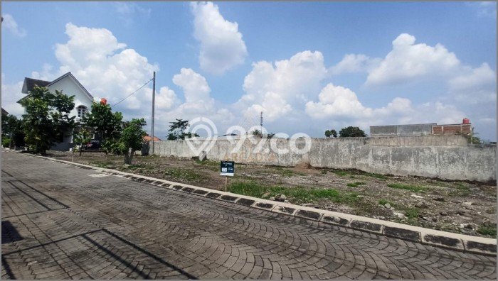 Jual Rumah Bagus Siap Huni LB 95m2 di Gamping, Sleman Jual Rumah Bagus Siap Huni LB 95m2 di Gamping, Sleman