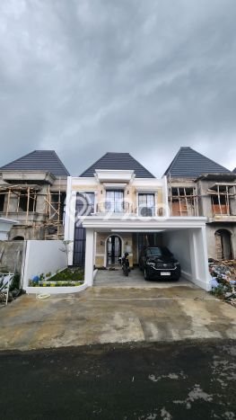Dijual Rumah Premium dengan Fasilitas Sekitar Komplit di Gamping, Sleman Dijual Rumah Premium dengan Fasilitas Sekitar Komplit di Gamping, Sleman