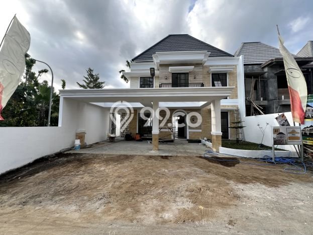 Rumah Strategis Gamping, Sleman, LT 182m² LB 135m² Rumah Strategis Gamping, Sleman, LT 182m² LB 135m²