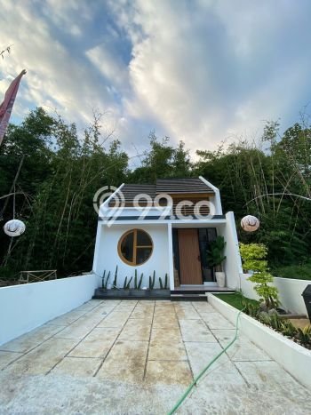 Rumah Asri di Kulonprogo, Kulon Progo, Luas 137m² LB 36m² Rumah Asri di Kulonprogo, Kulon Progo, Luas 137m² LB 36m²