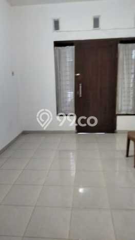 Rumah Kontrakan Tangerang LT 87m2 LB 60m2 Area Taman Royal Rumah Kontrakan Tangerang LT 87m2 LB 60m2 Area Taman Royal