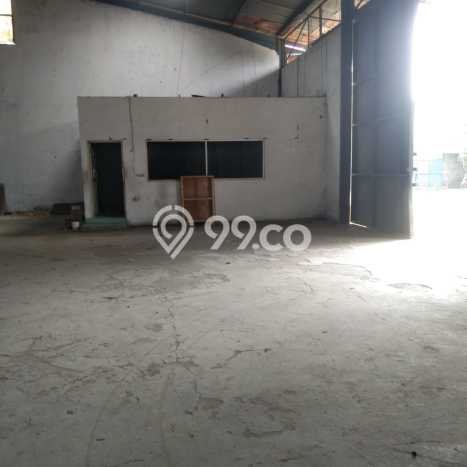 Gudang Lokasi Komersial di Curug, Luas 3600m², Jalur Strategis Gudang Lokasi Komersial di Curug, Luas 3600m², Jalur Strategis