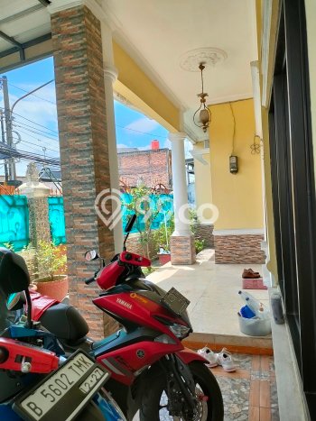Rumah Modern 5 KT di Kalisari Jakarta Timur Semi Furnished Rumah Modern 5 KT di Kalisari Jakarta Timur Semi Furnished