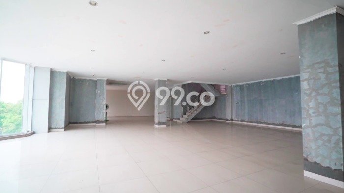 Unit Gudang Dijual di Jakarta Utara LT 3000m2 & LB 4700m2 Unit Gudang Dijual di Jakarta Utara LT 3000m2 & LB 4700m2