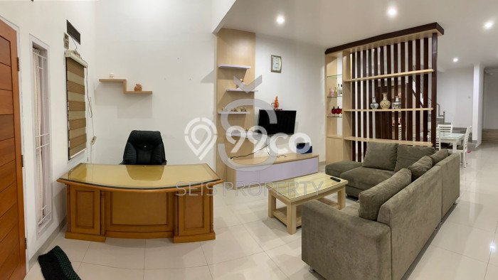 Rumah Mewah LB 210m2 Siap Pakai Desain Elegan di Kota Baru Parahyangan, Bandung Rumah Mewah LB 210m2 Siap Pakai Desain Elegan di Kota Baru Parahyangan, Bandung