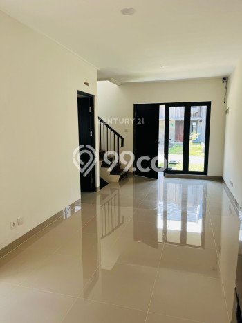 HUNIAN EKSKLUSIF! Rumah di , 2 KM, Design Modern, LT 84m2m² Bangunan 76m2m² HUNIAN EKSKLUSIF! Rumah di , 2 KM, Design Modern, LT 84m2m² Bangunan 76m2m²