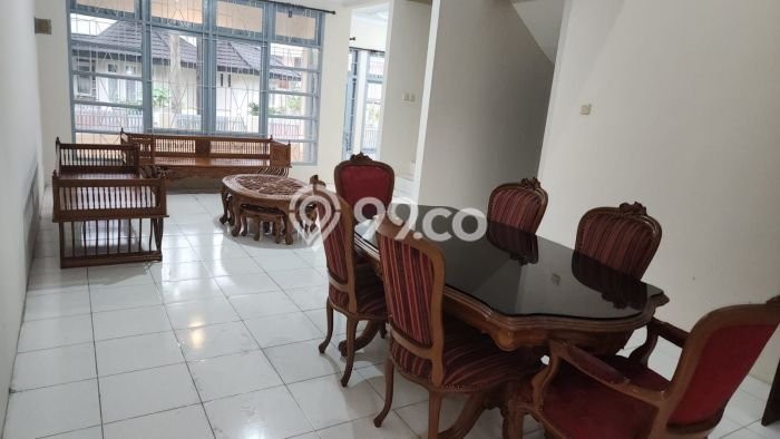 Jual Rumah Luas Elegan Dengan View Eksklusif di Bintaro, Tangerang Selatan Jual Rumah Luas Elegan Dengan View Eksklusif di Bintaro, Tangerang Selatan