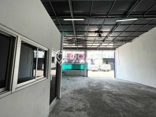 Unit Gudang Dijual di Jakarta Utara LT 261m2 & LB 491m2 Unit Gudang Dijual di Jakarta Utara LT 261m2 & LB 491m2