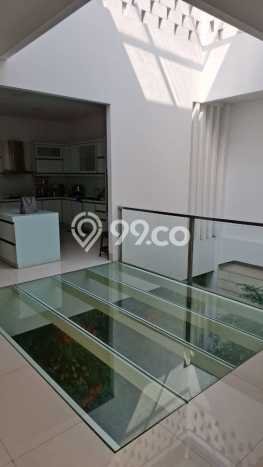 Rumah Mewah LB 1000m2 Siap Pakai Desain Elegan di Jelambar, Jakarta Barat Rumah Mewah LB 1000m2 Siap Pakai Desain Elegan di Jelambar, Jakarta Barat