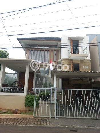 Hunian Elit LB 200m2 Siap Huni Desain Elegan di BSD Nusaloka, Tangerang Hunian Elit LB 200m2 Siap Huni Desain Elegan di BSD Nusaloka, Tangerang