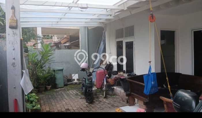 For Sale Rumah 3 Kamar Lokasi Ideal Bagus dan Strategis di Ciputat For Sale Rumah 3 Kamar Lokasi Ideal Bagus dan Strategis di Ciputat