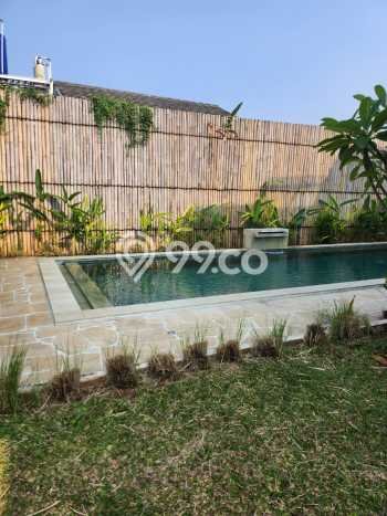 Jual Rumah Mewah Elegan Dengan View Eksklusif di Bintaro, Tangerang Selatan Jual Rumah Mewah Elegan Dengan View Eksklusif di Bintaro, Tangerang Selatan