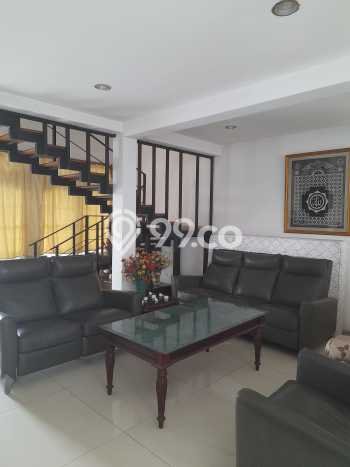 Dijual Rumah Premium dengan Fasilitas Sekitar Komplit di Pamulang, Tangerang Selatan Dijual Rumah Premium dengan Fasilitas Sekitar Komplit di Pamulang, Tangerang Selatan