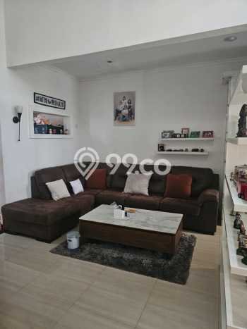 Rumah Modern Minimalis 3 Kamar Bisa Langsung Pindah di Ciputat Rumah Modern Minimalis 3 Kamar Bisa Langsung Pindah di Ciputat