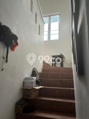 Rumah Modern Cantik 3 KT Bisa Langsung Pindah di Ciputat Rumah Modern Cantik 3 KT Bisa Langsung Pindah di Ciputat