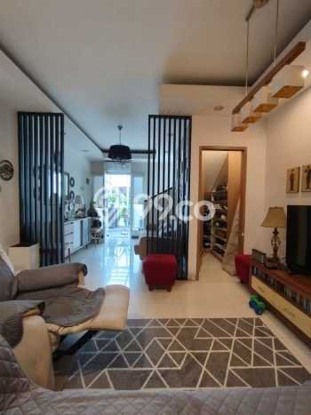 Jual Rumah Eksklusif 4 KT di Bintaro, Jakarta Selatan Jual Rumah Eksklusif 4 KT di Bintaro, Jakarta Selatan
