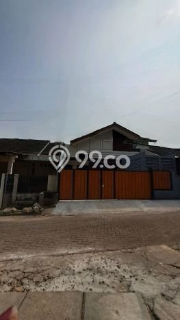 Dijual Cepat Rumah Bagus Siap Huni LB 103m2 di Ciputat, Tangerang Selatan Dijual Cepat Rumah Bagus Siap Huni LB 103m2 di Ciputat, Tangerang Selatan