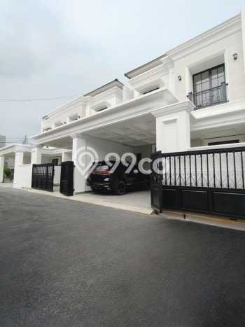 Rumah Strategis Modern Lb 140m2 di Ciracas, Jakarta Timur Rumah Strategis Modern Lb 140m2 di Ciracas, Jakarta Timur