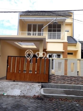 Disewakan Rumah Konsep Minimalis di Sidoarjo Sidoarjo dengan 3 KT Disewakan Rumah Konsep Minimalis di Sidoarjo Sidoarjo dengan 3 KT