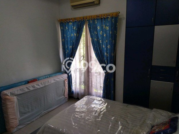 Rumah Elit Modern Tanpa Renovasi di Kendangsari Surabaya Rumah Elit Modern Tanpa Renovasi di Kendangsari Surabaya