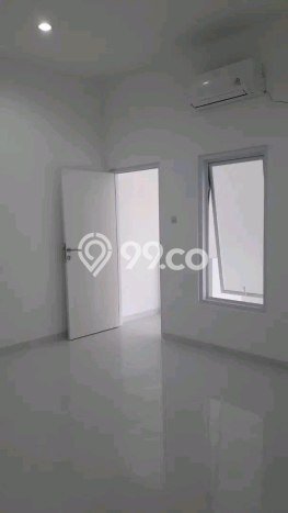 Rumah Minimalis 3 Kamar LT 91m2 di Pakuwon City Rumah Minimalis 3 Kamar LT 91m2 di Pakuwon City
