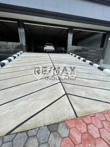 Lokasi Strategis! Dijual Kantor Bisnis di Pondok Pinang, Jakarta Selatan Kondisi Bagus Lokasi Strategis! Dijual Kantor Bisnis di Pondok Pinang, Jakarta Selatan Kondisi Bagus
