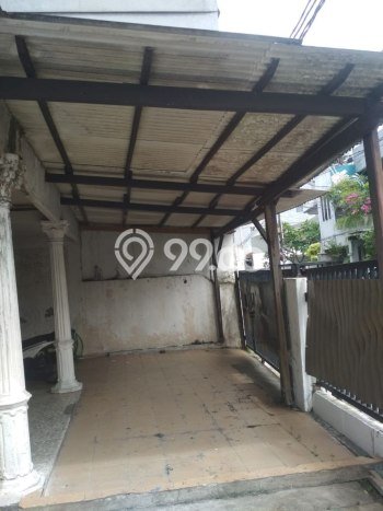 Hunian Mewah Siap Huni LT 182m2 di Tebet, Jakarta Selatan Hunian Mewah Siap Huni LT 182m2 di Tebet, Jakarta Selatan