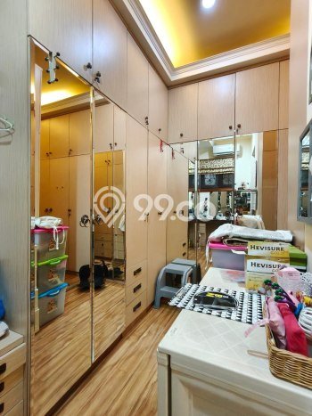 For Sale! Luxury House LT 432m2 Desain Elegan di Slipi For Sale! Luxury House LT 432m2 Desain Elegan di Slipi
