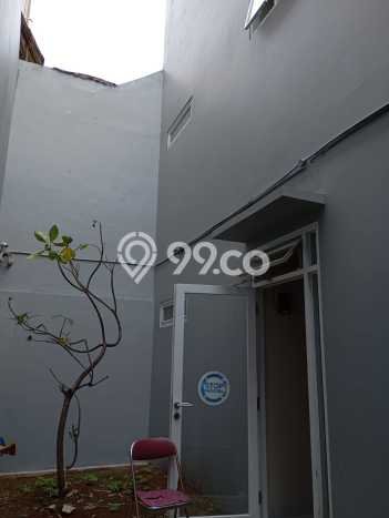 Unit Kost Dijual di Taman Palem dengan 13 Kamar Kawasan Ramai Unit Kost Dijual di Taman Palem dengan 13 Kamar Kawasan Ramai