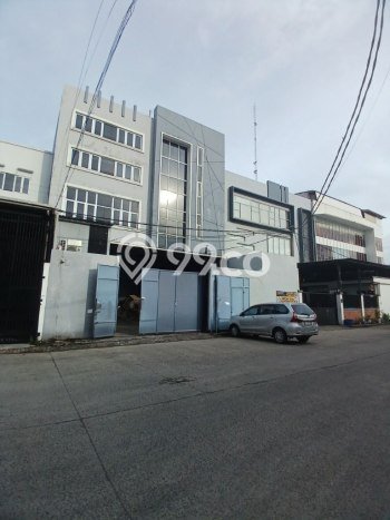 Lokasi Strategis! Dijual Gudang Bisnis di Penjaringan, Jakarta Utara Kondisi Bagus Lokasi Strategis! Dijual Gudang Bisnis di Penjaringan, Jakarta Utara Kondisi Bagus