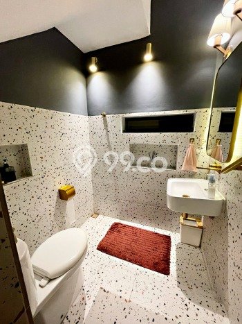 Dijual Rumah Luas Elegan Dengan View Eksklusif di Veteran, Jakarta Selatan Dijual Rumah Luas Elegan Dengan View Eksklusif di Veteran, Jakarta Selatan