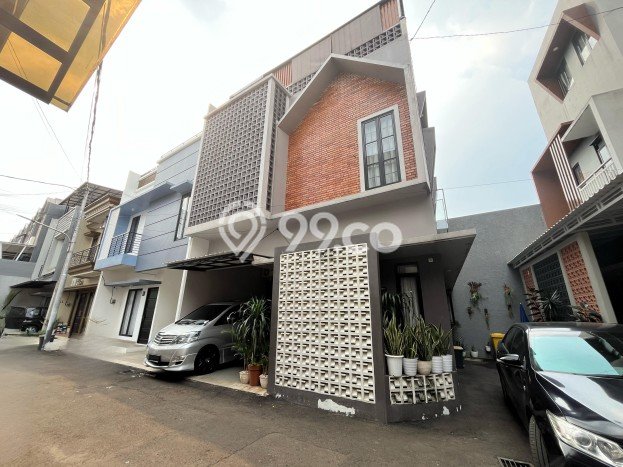 Dijual Rumah 3 Kamar Lokasi Strategis Bagus dan Strategis di Jagakarsa Dijual Rumah 3 Kamar Lokasi Strategis Bagus dan Strategis di Jagakarsa