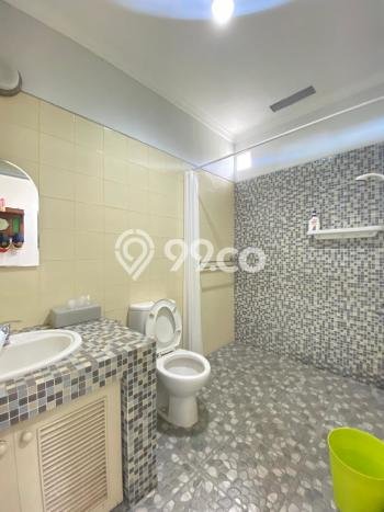 Hunian Mewah Siap Huni LT 554m2 di Cinere, Depok Hunian Mewah Siap Huni LT 554m2 di Cinere, Depok