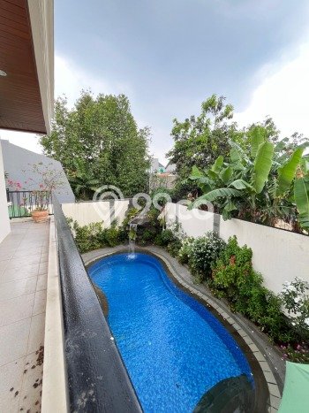 Rumah Elit Modern Siap Huni di Pejaten Jakarta Selatan Rumah Elit Modern Siap Huni di Pejaten Jakarta Selatan