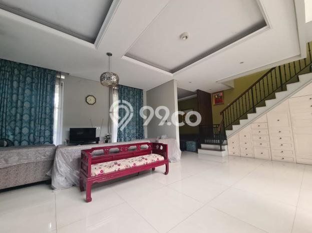 Rumah Luxury Modern Tanpa Renovasi di Pondok Labu Jakarta Selatan Rumah Luxury Modern Tanpa Renovasi di Pondok Labu Jakarta Selatan