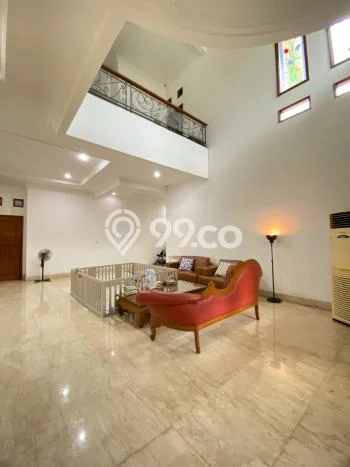 Rumah Elit LB 580m2 Siap Huni Desain Elegan di Margonda, Depok Rumah Elit LB 580m2 Siap Huni Desain Elegan di Margonda, Depok
