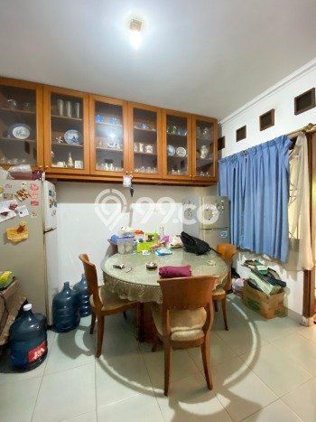 Jual Rumah Strategis Bagus Punya 5 KT di Cinere Depok SHM Jual Rumah Strategis Bagus Punya 5 KT di Cinere Depok SHM