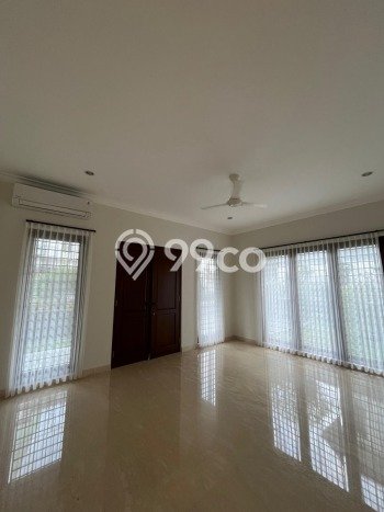 Rumah Elit Modern Siap Huni di Pejaten Jakarta Selatan Rumah Elit Modern Siap Huni di Pejaten Jakarta Selatan