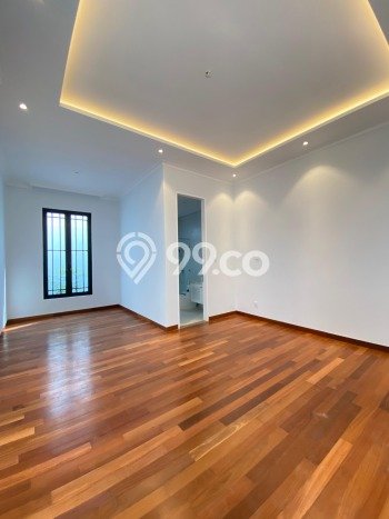 Siap Huni Rumah Mewah 5 Kamar di Cilandak Dekat ke Mana Saja Siap Huni Rumah Mewah 5 Kamar di Cilandak Dekat ke Mana Saja
