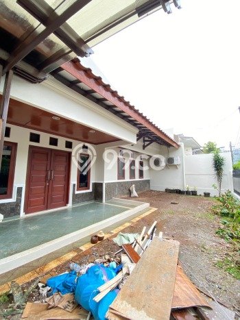 Siap Huni Rumah Mewah 3 Kamar di Cinere Dekat ke Mana Saja Siap Huni Rumah Mewah 3 Kamar di Cinere Dekat ke Mana Saja