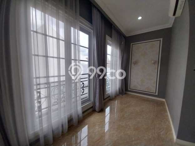 Hunian Elit LB 430m2 Siap Huni Desain Elegan di Pangkalan Jati, Depok Hunian Elit LB 430m2 Siap Huni Desain Elegan di Pangkalan Jati, Depok
