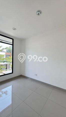 Disewakan! Rumah 4 Kamar Tidur &
3 Kamar Mandi di Pantai Indah Kapuk 2, Jakarta Utara Disewakan! Rumah 4 Kamar Tidur &
3 Kamar Mandi di Pantai Indah Kapuk 2, Jakarta Utara