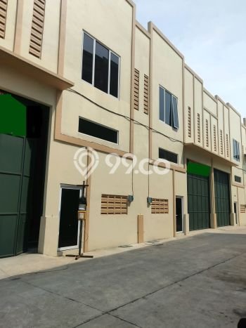 Unit Komersial Disewakan di Jakarta Barat Area Strategis Harga Kompetitif Unit Komersial Disewakan di Jakarta Barat Area Strategis Harga Kompetitif