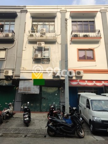Dijual! Ruko di Pantai Indah Kapuk Jakarta Utara LT 75m2 / LB 262m2 Kawasan Strategis Dijual! Ruko di Pantai Indah Kapuk Jakarta Utara LT 75m2 / LB 262m2 Kawasan Strategis